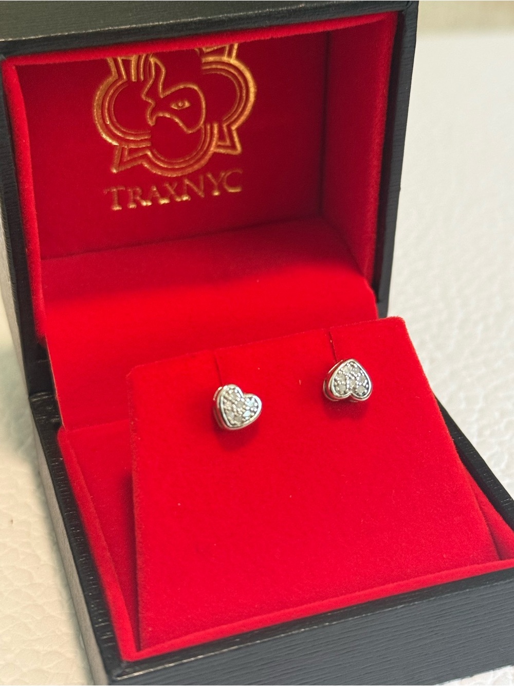 TraxNYC Heart Stud Earrings - silver